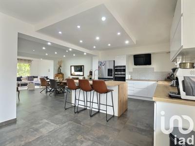 Maison - 142 m² - 5 pièces