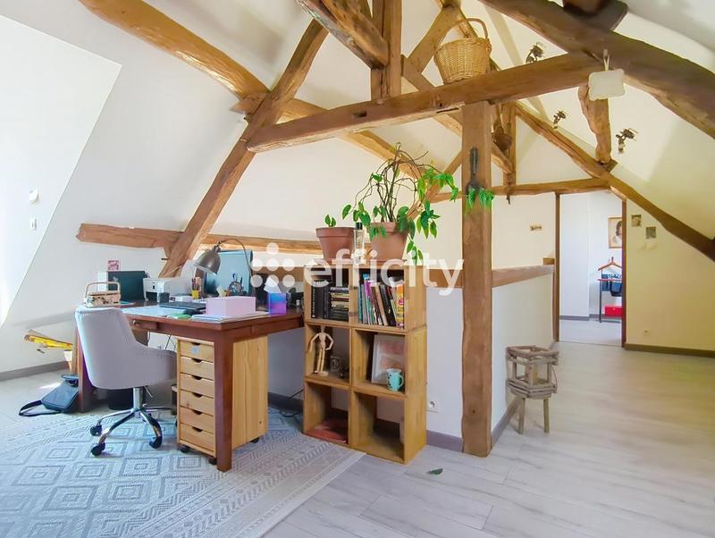 Maison - 244 m² - 10 pièces