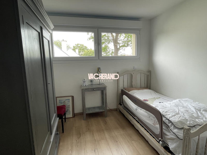 Maison contemporaine - 203 m² - 5 pièces