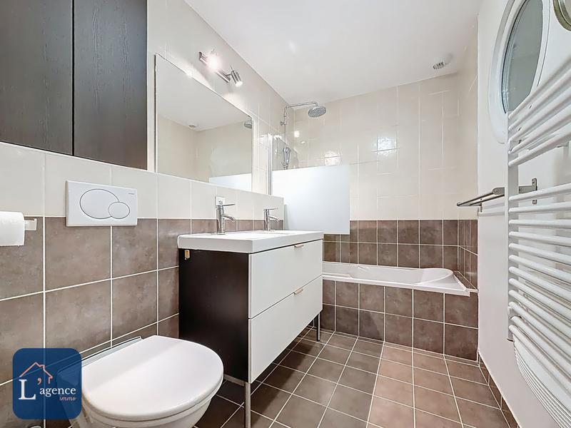 Maison - 140 m² - 5 pièces