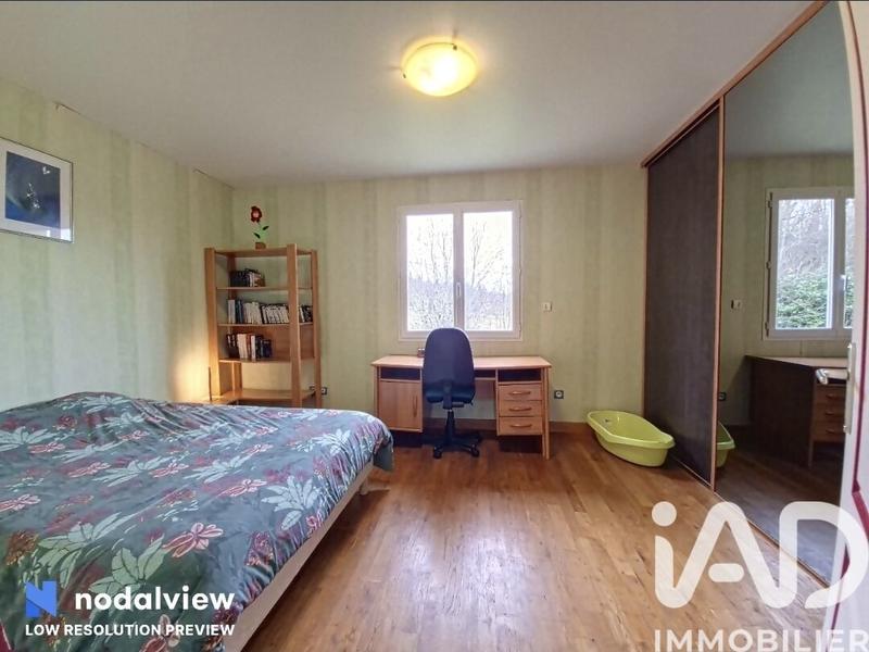 Maison - 163 m² - 9 pièces