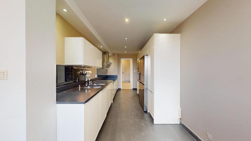 Appartement - 89 m² - 3 pièces