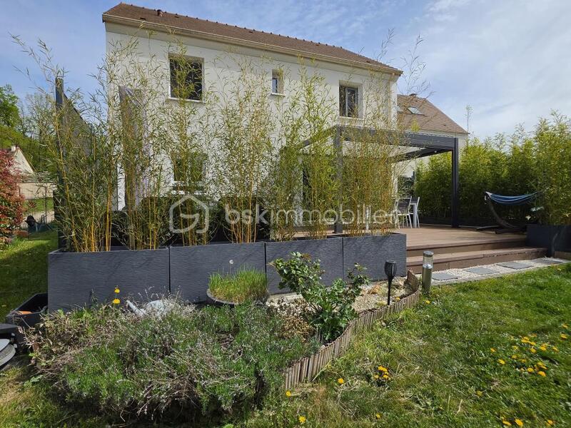 Maison traditionnelle - 117 m² - 5 pièces