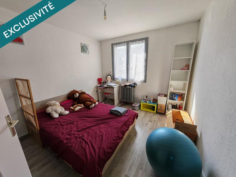 Maison - 230 m² - 9 pièces