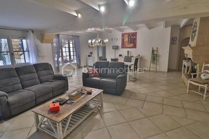 Maison - 143 m² - 4 pièces