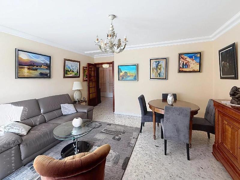 Appartement - 70 m² - 3 pièces