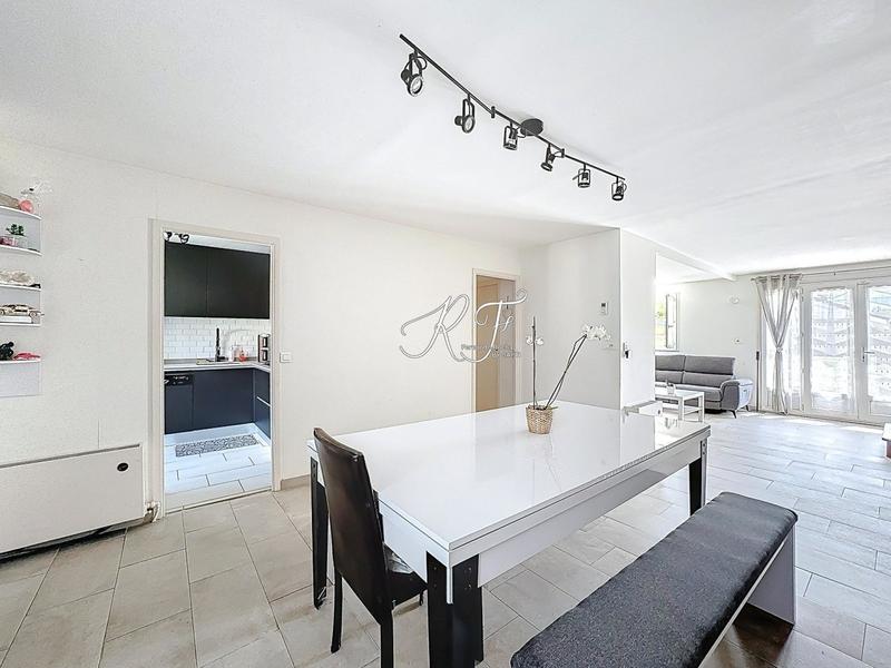 Maison - 110 m² - 4 pièces