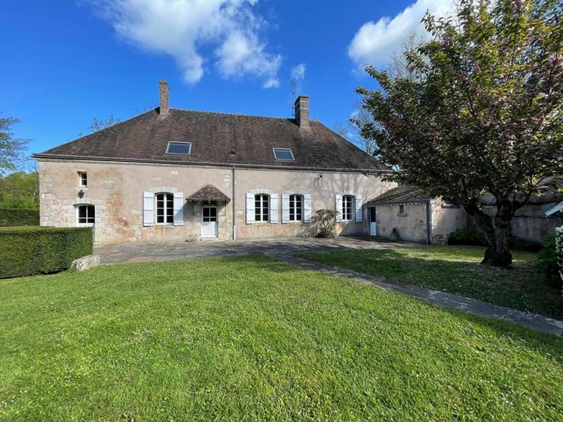 Maison - 494 m² - 15 pièces