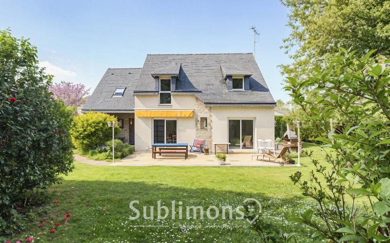 Maison - 173 m² - 8 pièces
