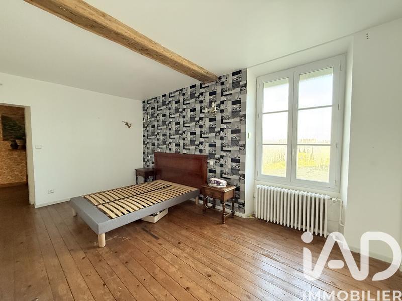 Maison - 262 m² - 8 pièces