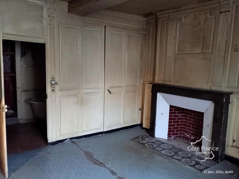 Maison - 145 m² - 8 pièces