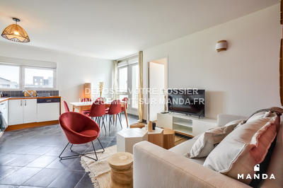 Chambre - 10 m² - 5 pièces