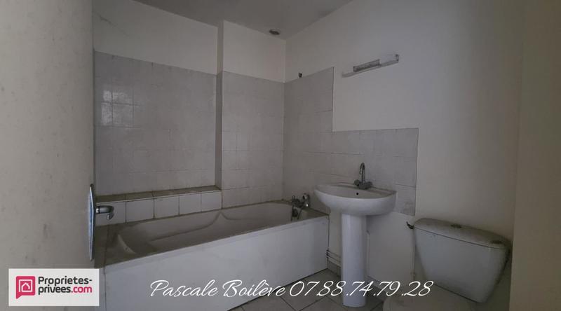 Maison - 178 m² - 9 pièces