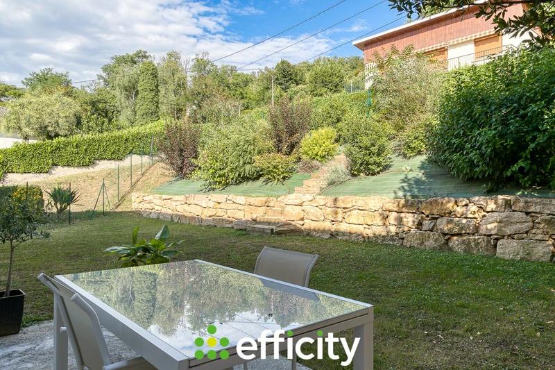 Appartement - 80 m² - 3 pièces