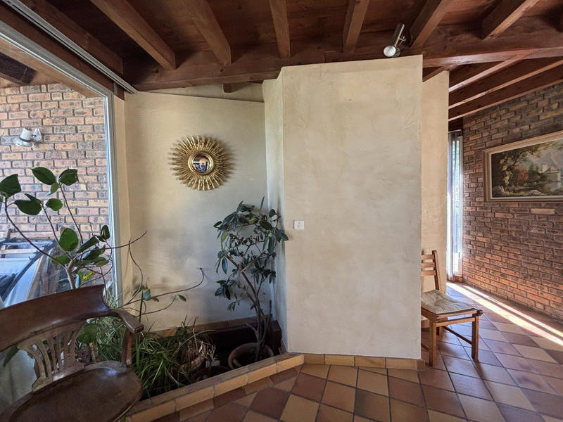 Villa - 168 m² - 9 pièces