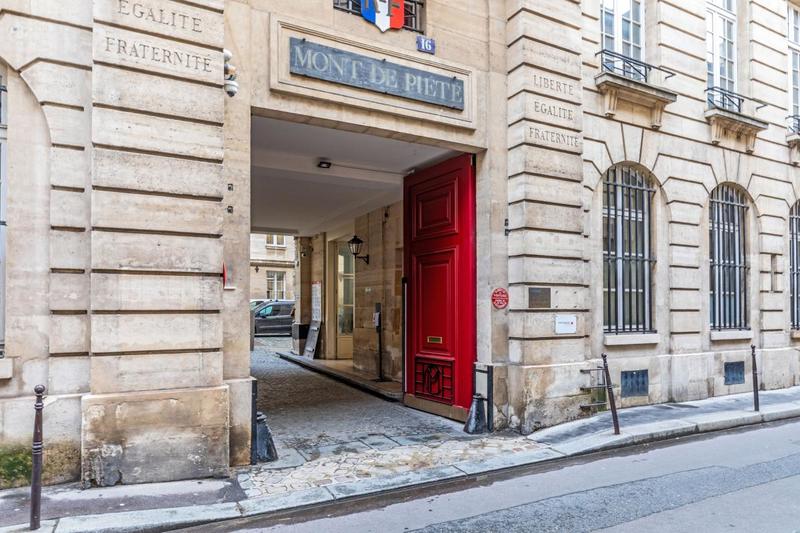 Bureau - 358 m² - 2 pièces