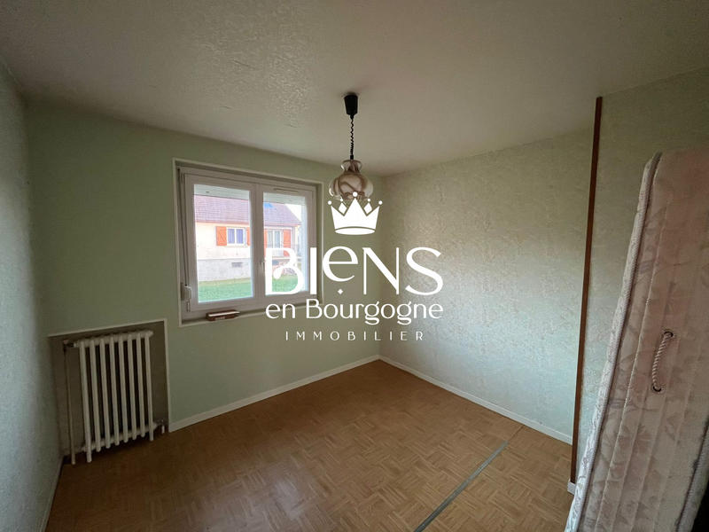 Maison - 85 m² - 5 pièces