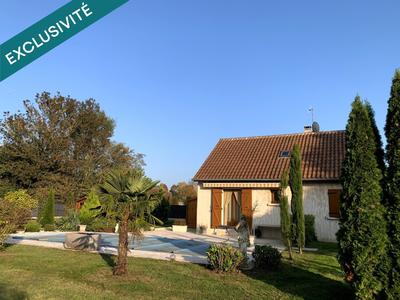 Maison - 93 m² - 4 pièces