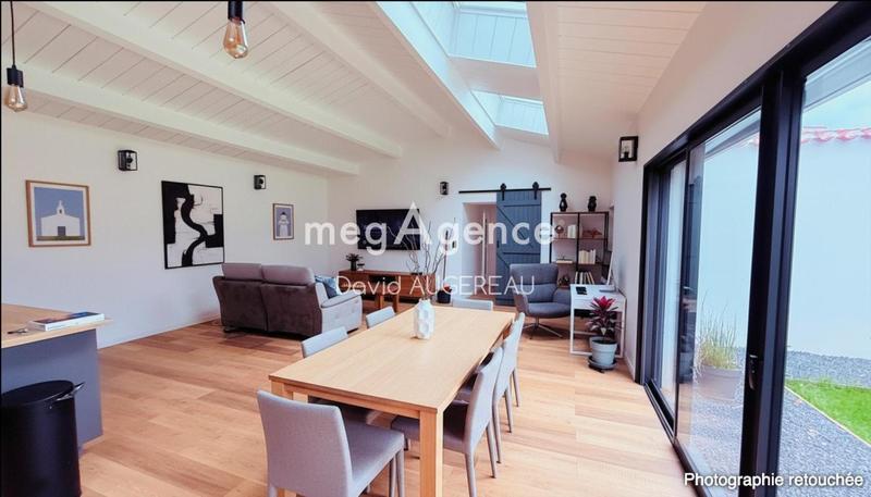Maison - 165 m² - 5 pièces