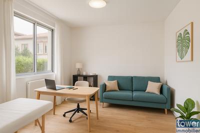 Bureau - 97 m² - 5 pièces