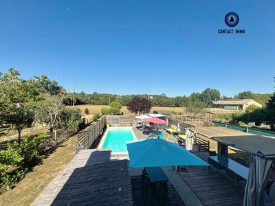 Maison ancienne - 158 m² - 7 pièces