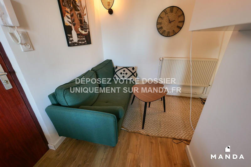 Chambre - 10 m² - 4 pièces