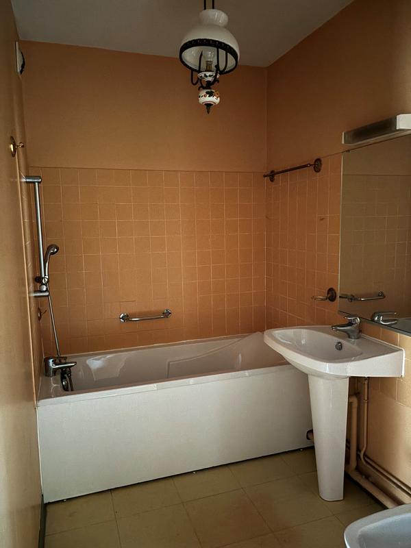 Appartement - 74 m² - 3 pièces