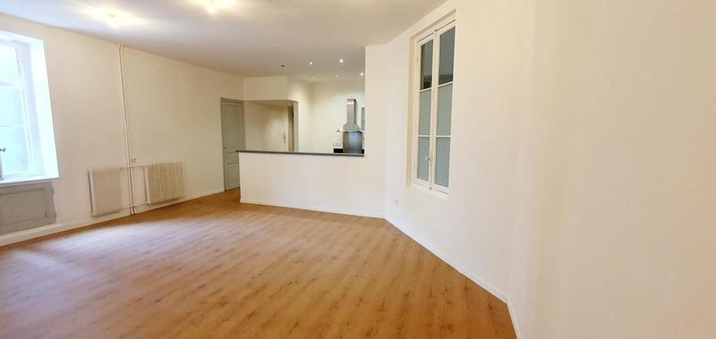 Appartement - 96 m² - 4 pièces