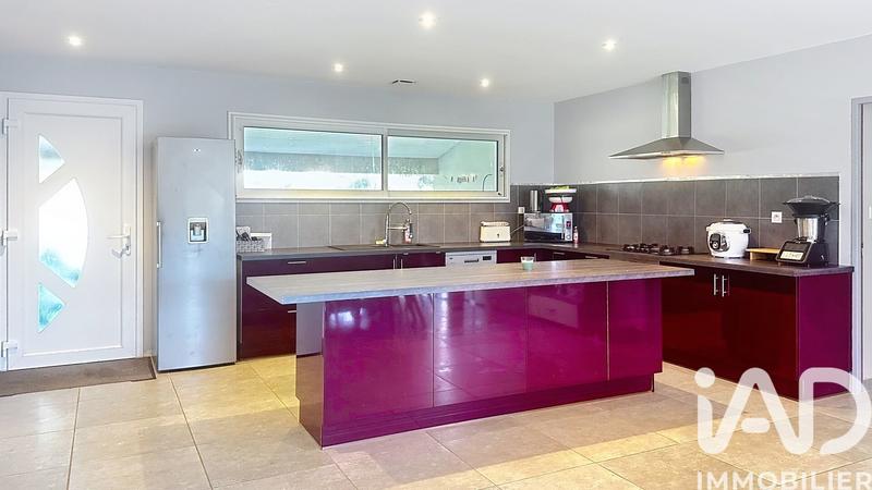 Maison - 144 m² - 5 pièces