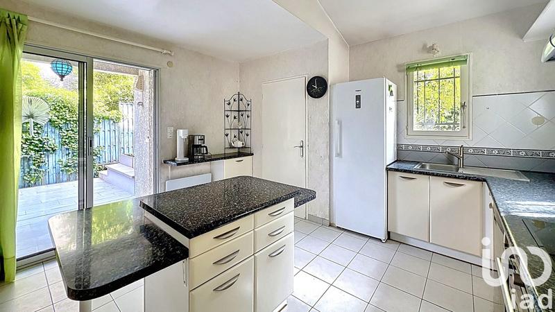 Maison de maîtres - 220 m² - 9 pièces