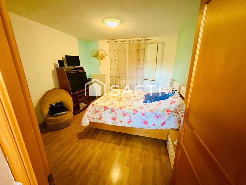 Maison - 184 m² - 9 pièces