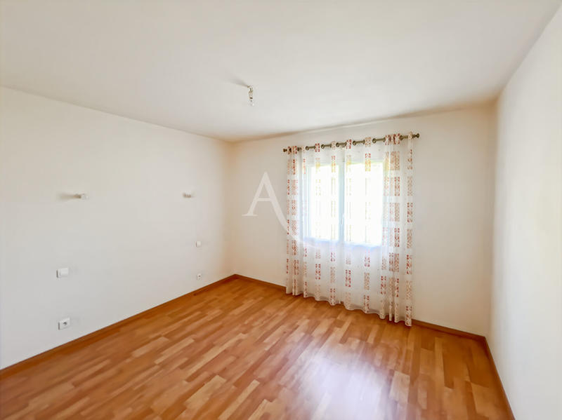 Maison - 166 m² - 5 pièces