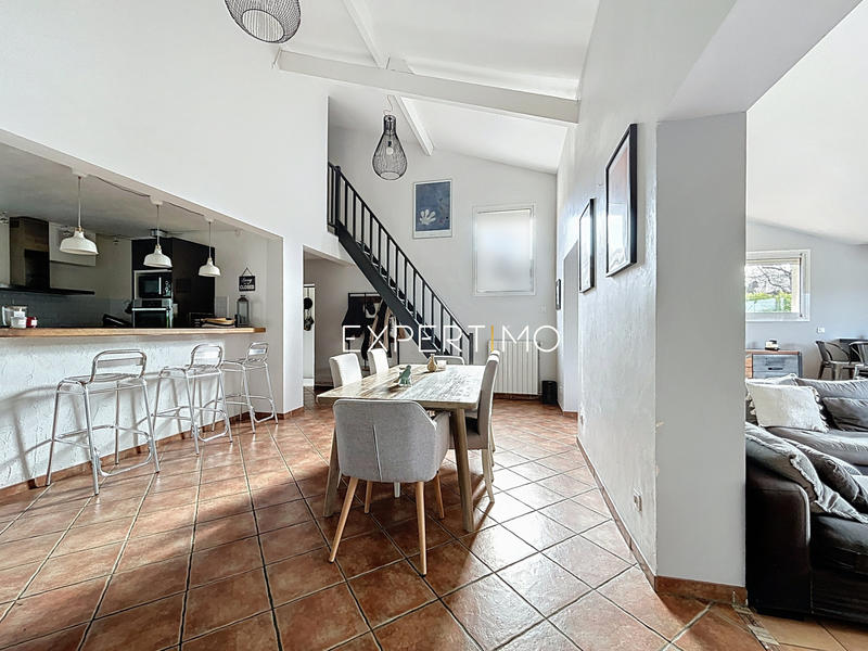 Maison - 180 m² - 6 pièces