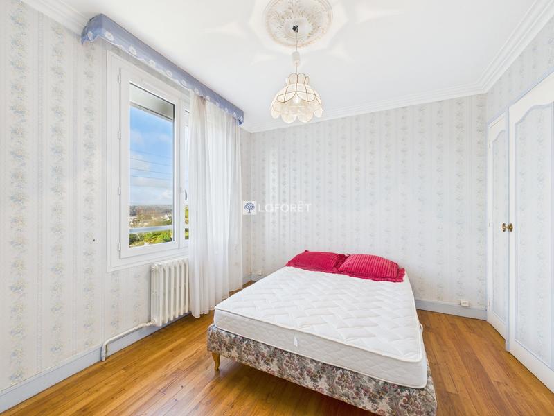 Maison traditionnelle - 119 m² - 5 pièces