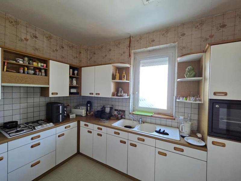 Maison - 176 m² - 12 pièces