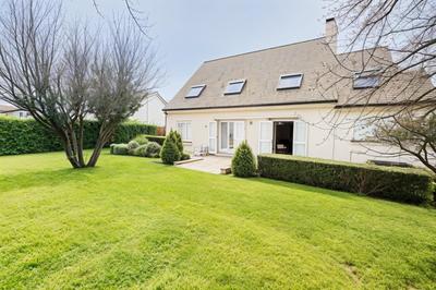 Maison - 158 m² - 6 pièces