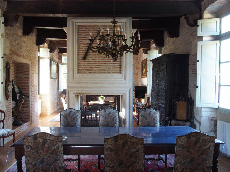 Maison - 435 m² - 10 pièces