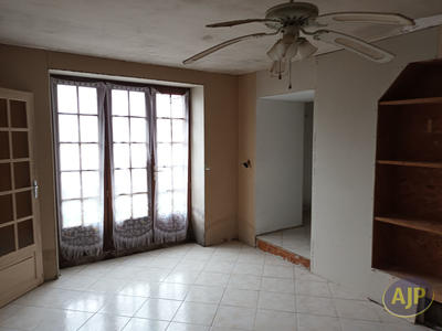 Maison - 147 m² - 7 pièces