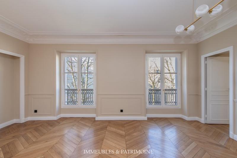 Immeuble - 70 m² - 3 pièces