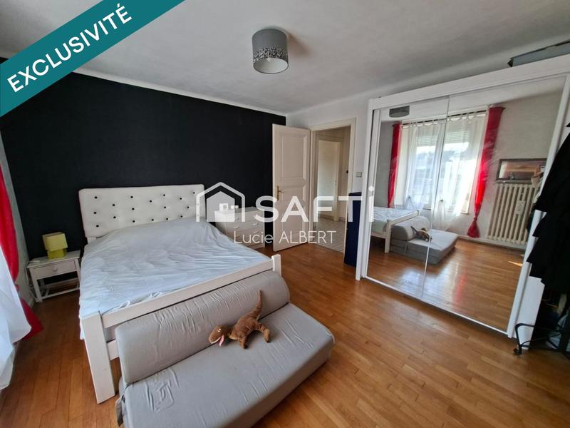 Maison - 210 m² - 9 pièces