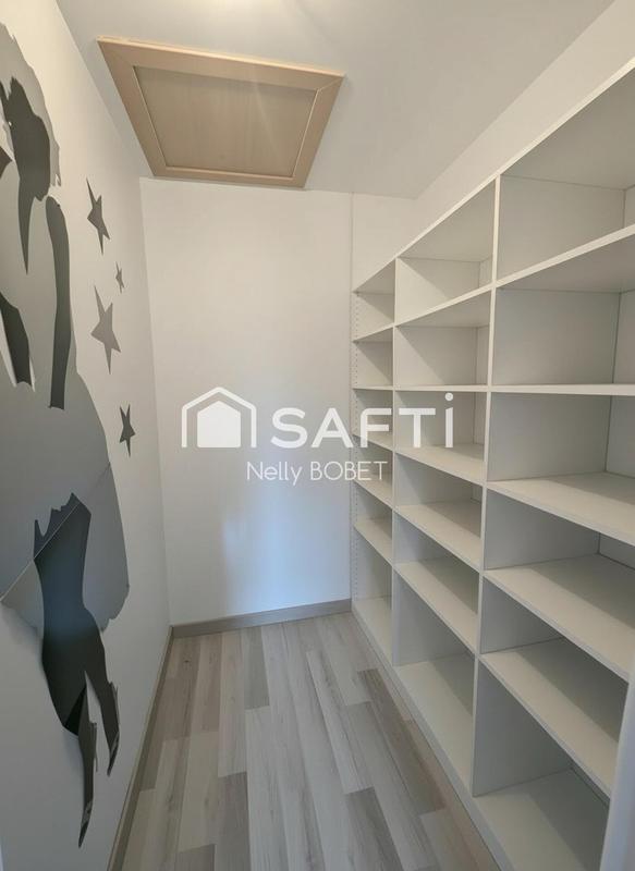 Maison - 95 m² - 5 pièces