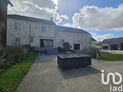 Maison - 232 m² - 7 pièces