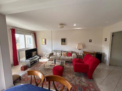 Appartement - 85 m² - 4 pièces