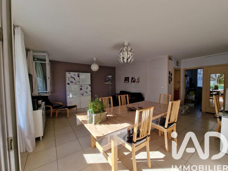 Appartement - 83 m² - 5 pièces