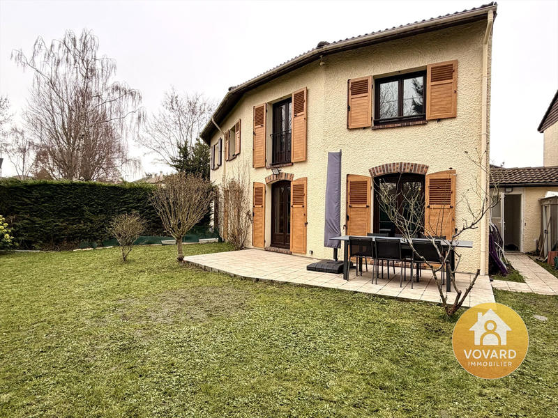 Maison - 108 m² - 5 pièces