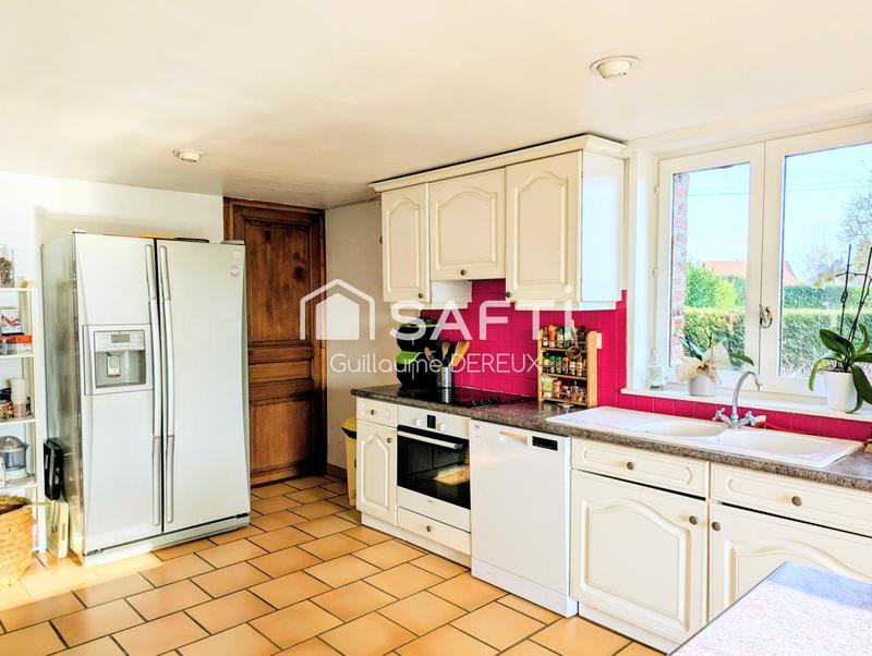 Maison - 240 m² - 8 pièces