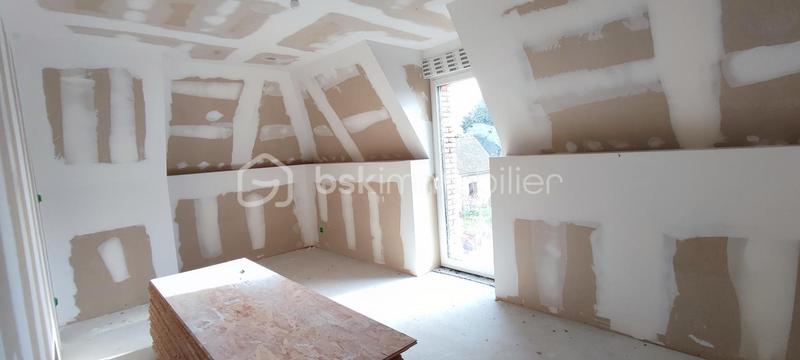 Propriété - 300 m² - 1 pièce