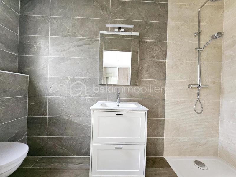 Maison - 137 m² - 5 pièces