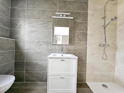 Maison - 137 m² - 5 pièces