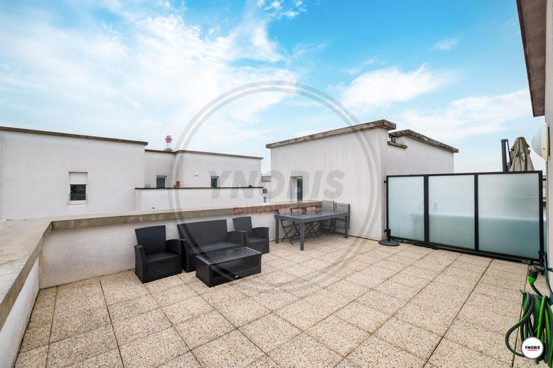 Appartement - 80 m² - 4 pièces